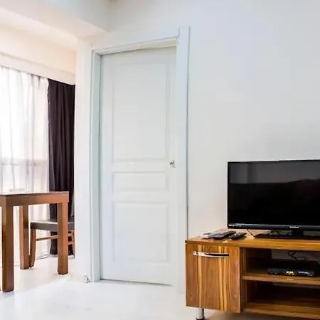 Smyrna Homes & Suits מלון דירות 3*