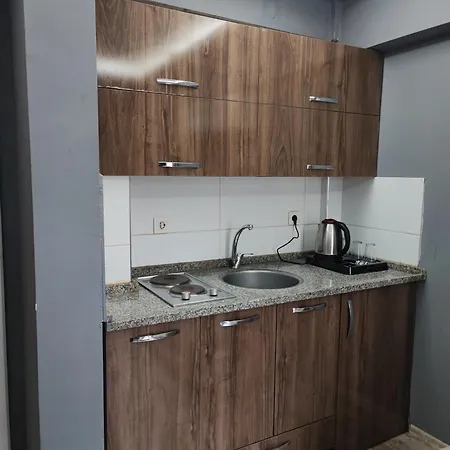 Smyrna Homes & Suits 3* איזמיר